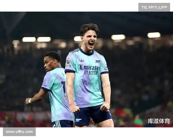 03_04赛季英超：阿森纳90分不败夺冠，蓝军曼联红军2_3_4，曼城16