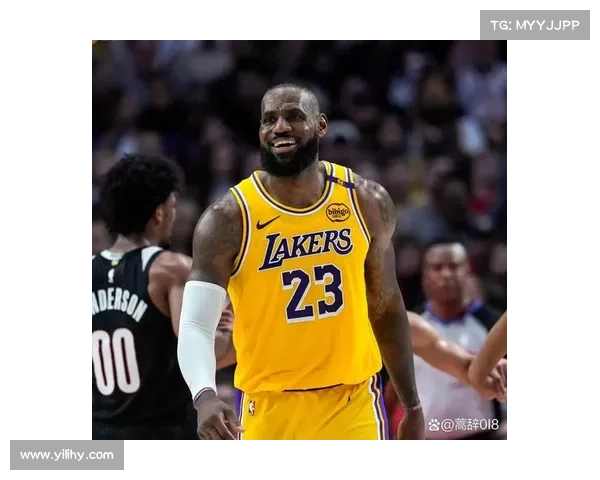 2013年的得分王篮板王助攻王MVP以及DPOY，现在都在湖人